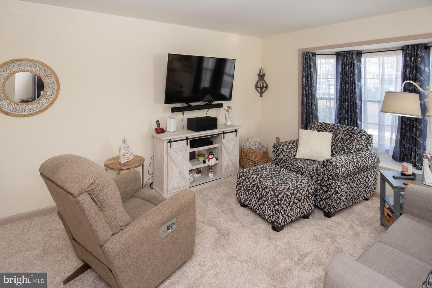101 Cherrywood Court photo 4