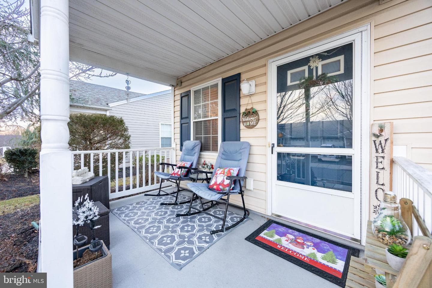 102 W Harmony Drive photo 19
