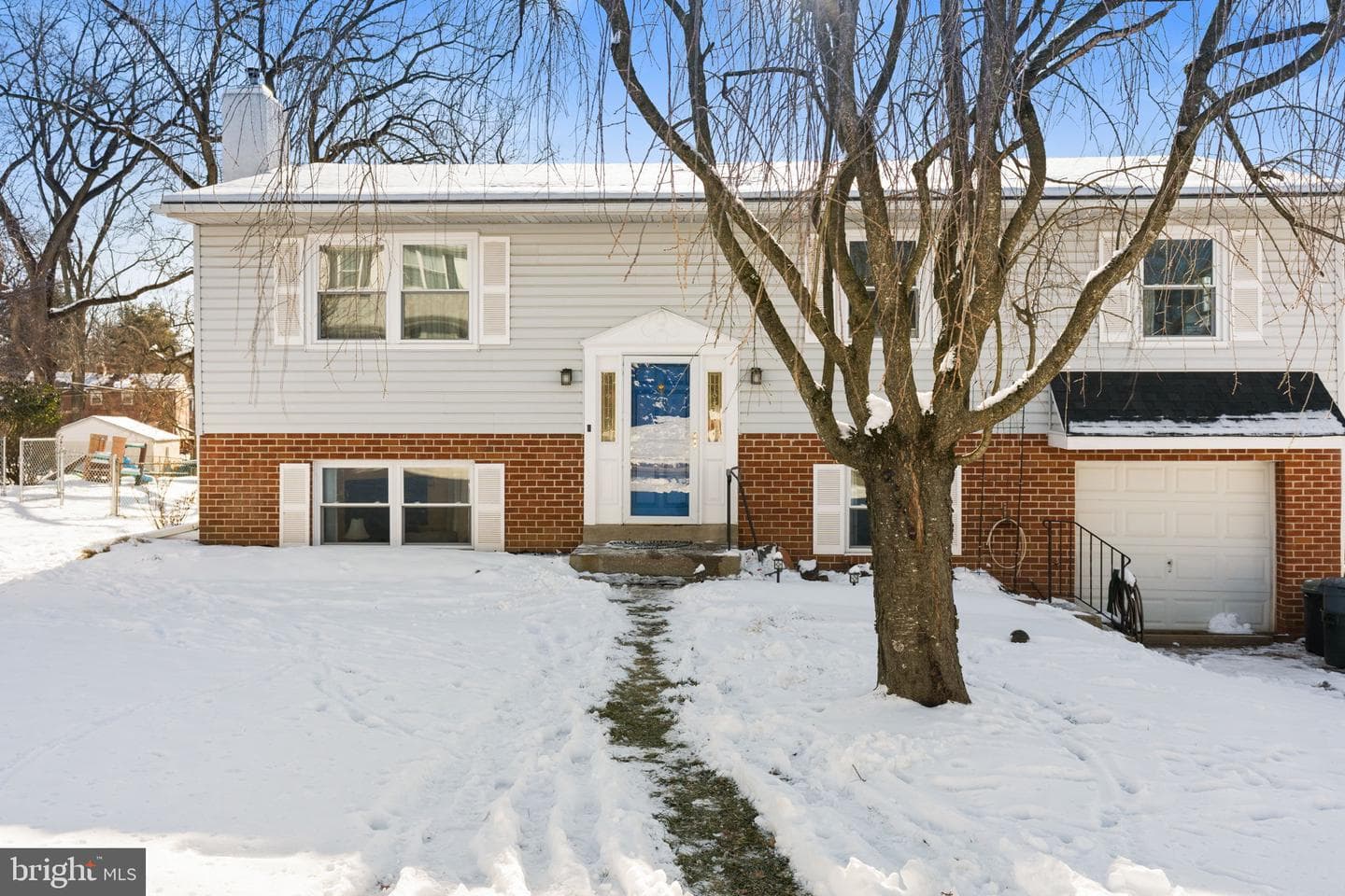 4066 Center Avenue photo 32