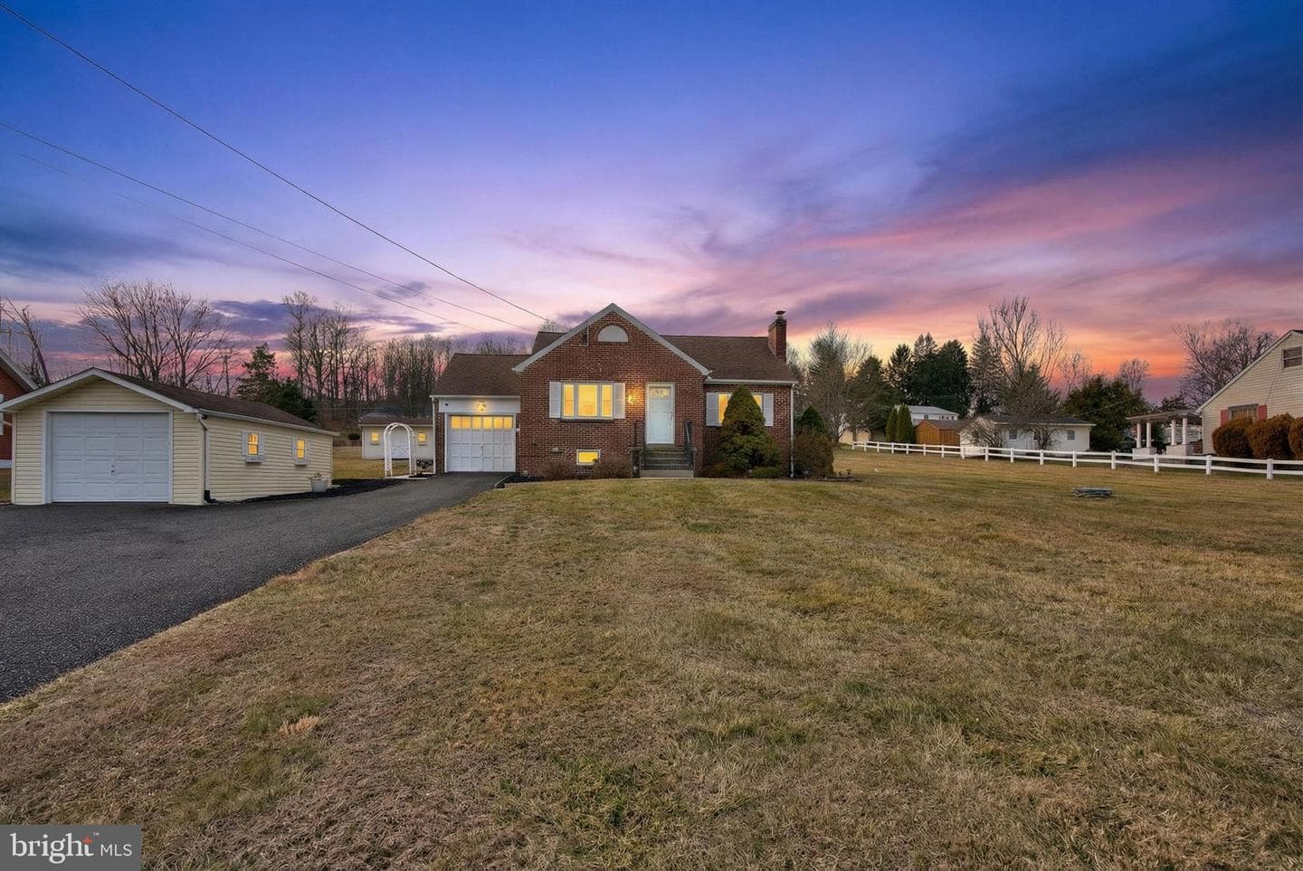 1361 N State Street photo 3