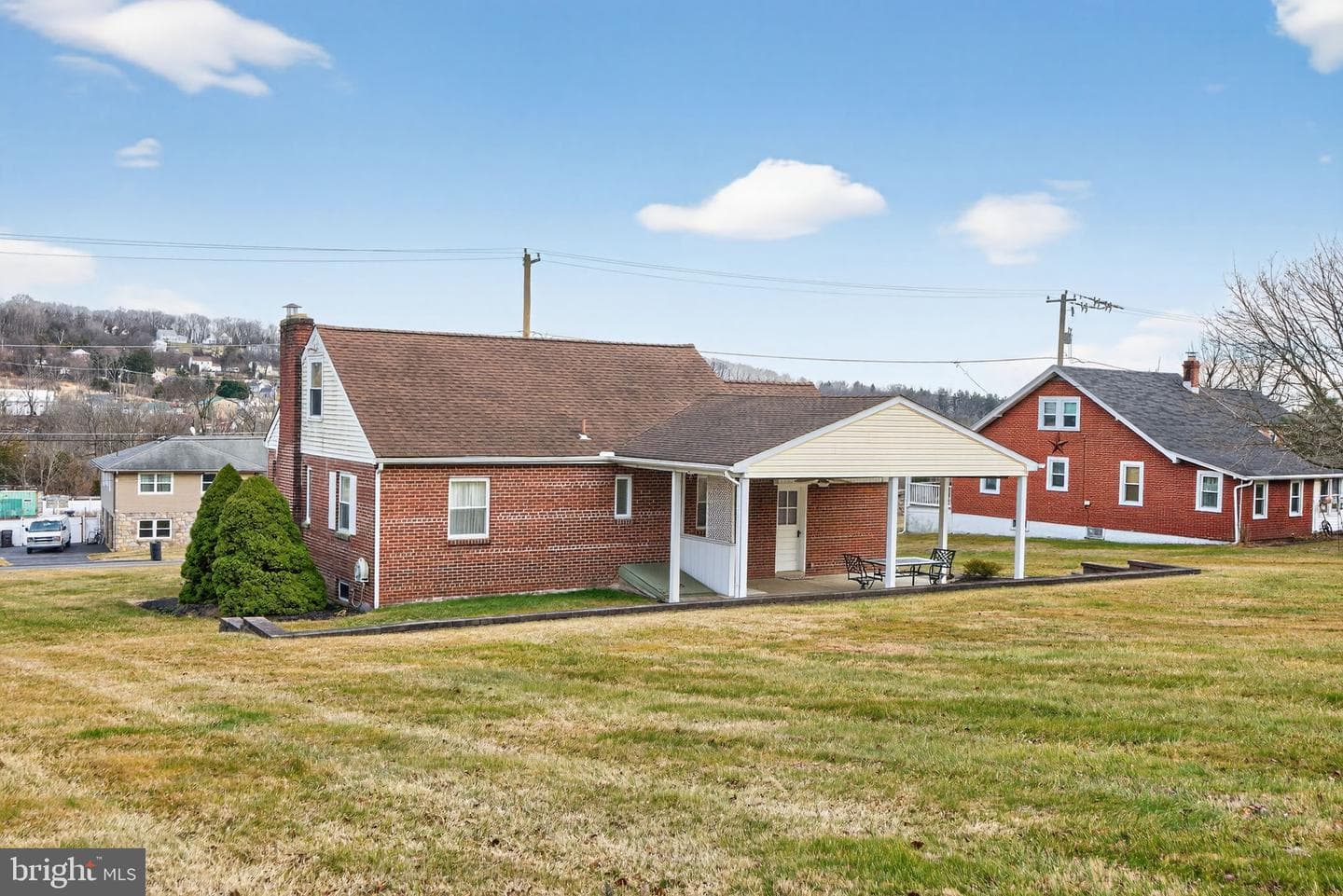 1361 N State Street photo 7