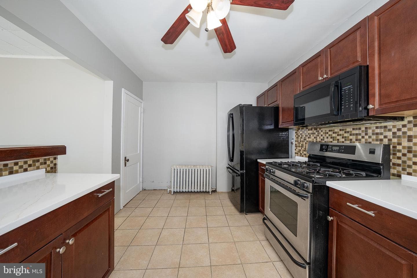 133 Jefferson Avenue photo 17