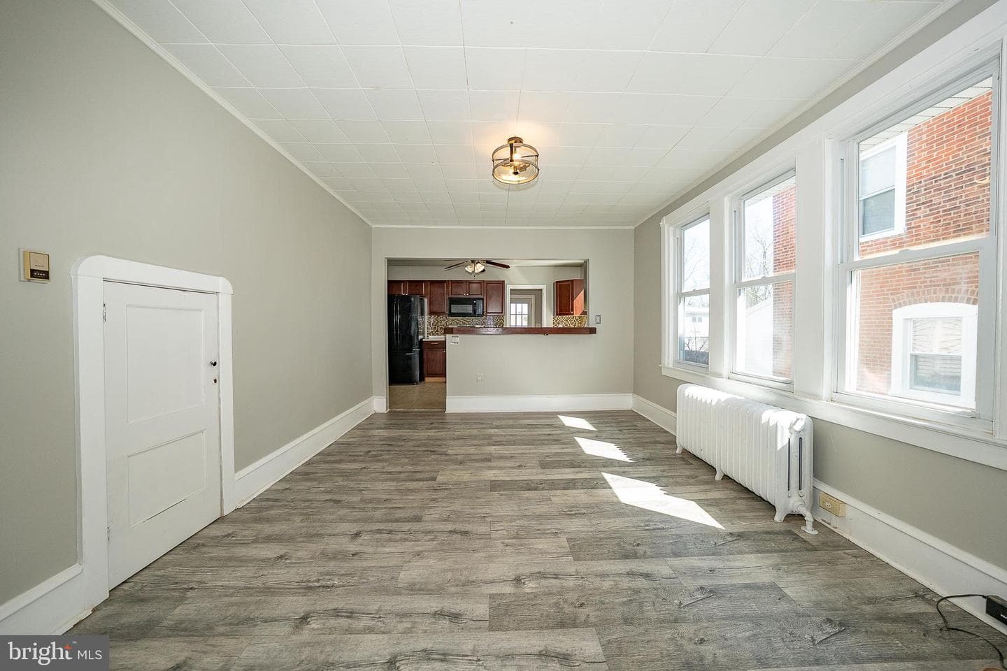 133 Jefferson Avenue photo 9