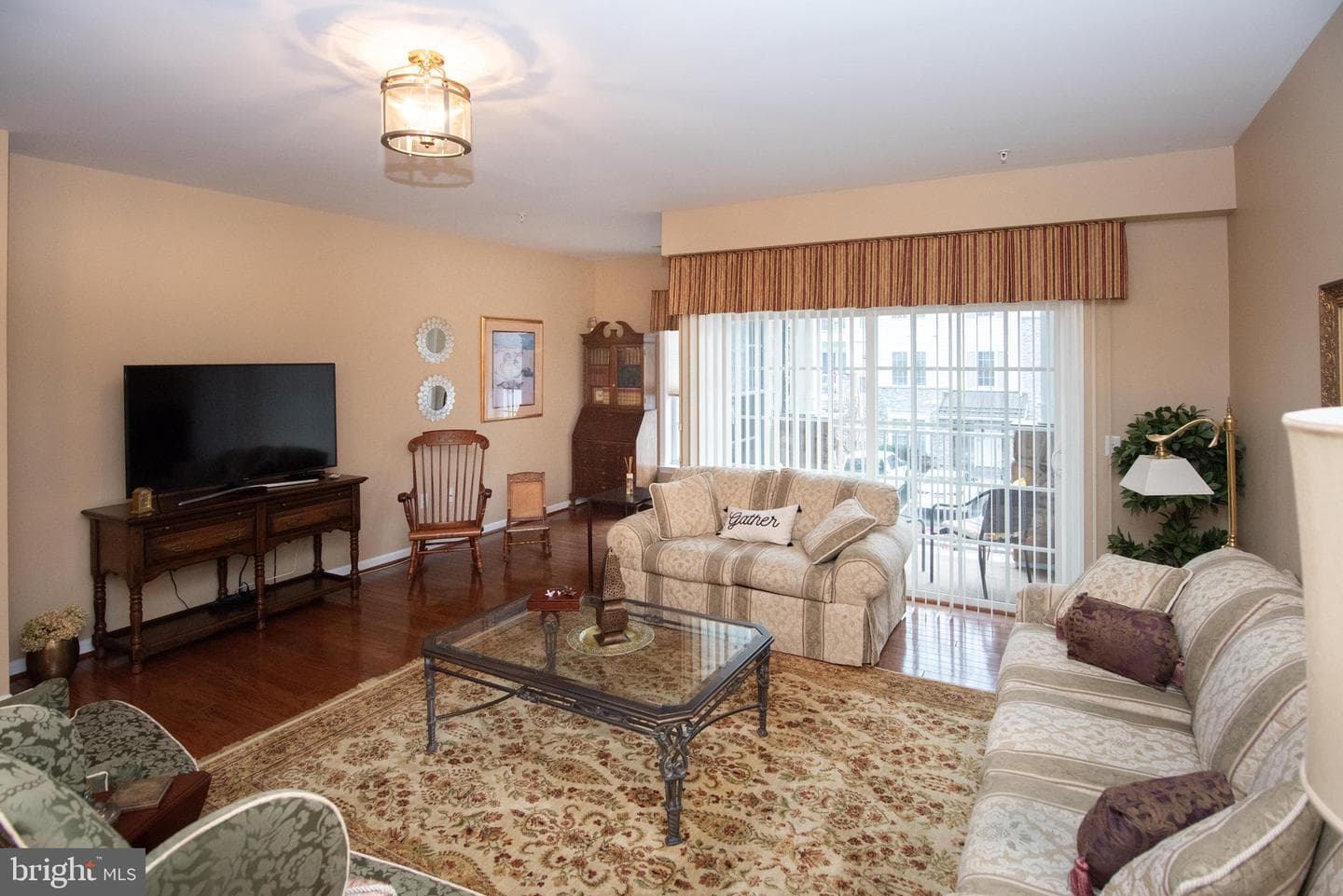 2204 Lilac Court photo 6