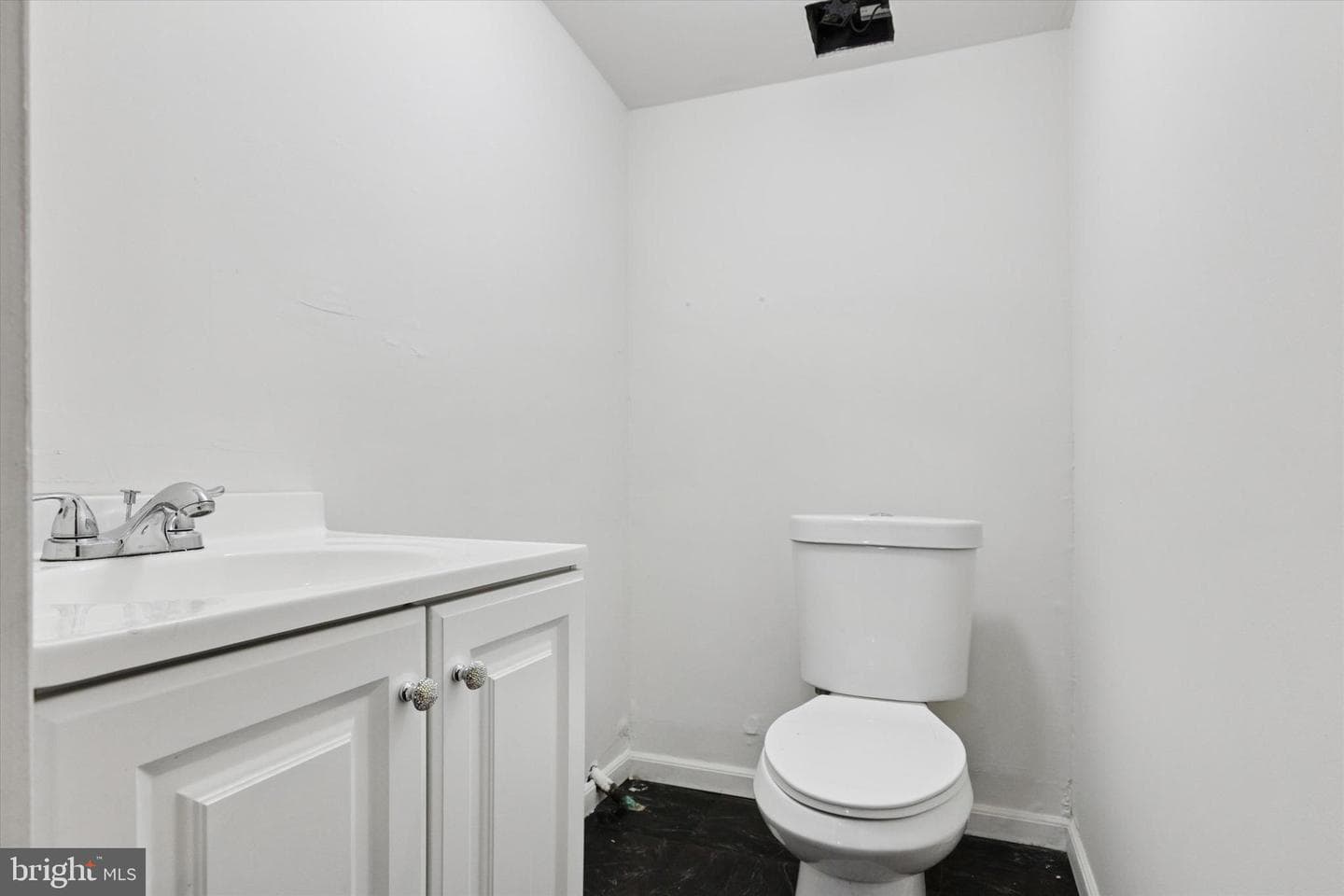 2643 Phipps Avenue photo 20