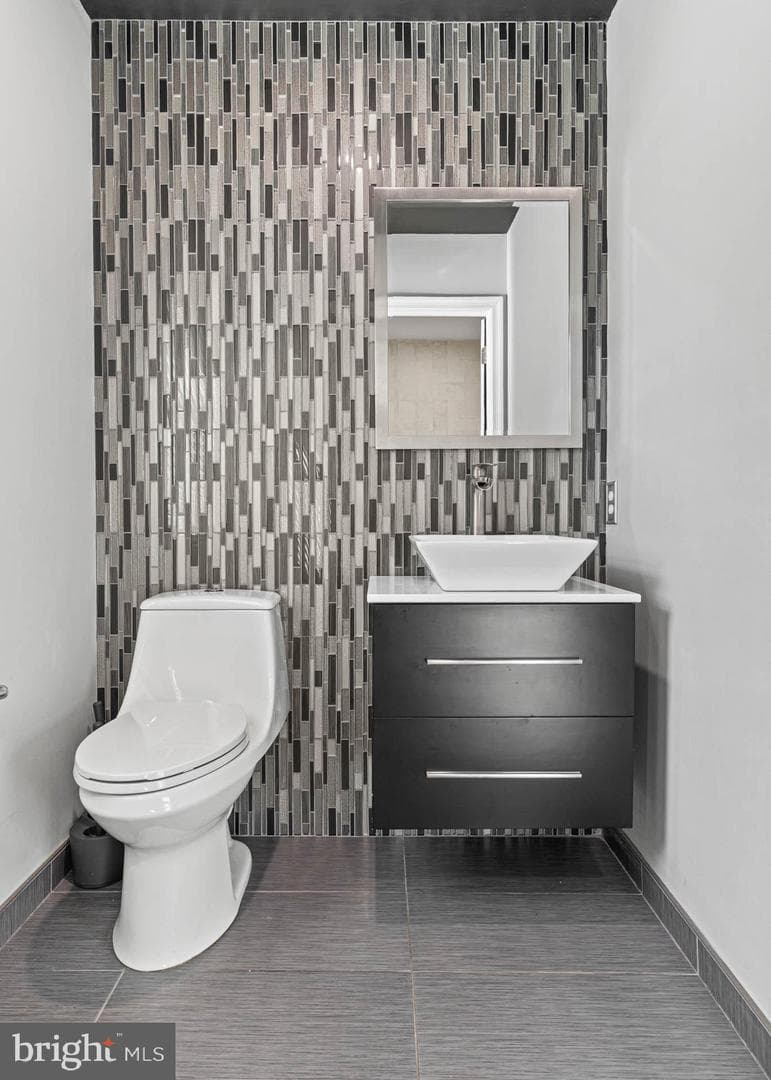 160 Lemonton Way photo 5