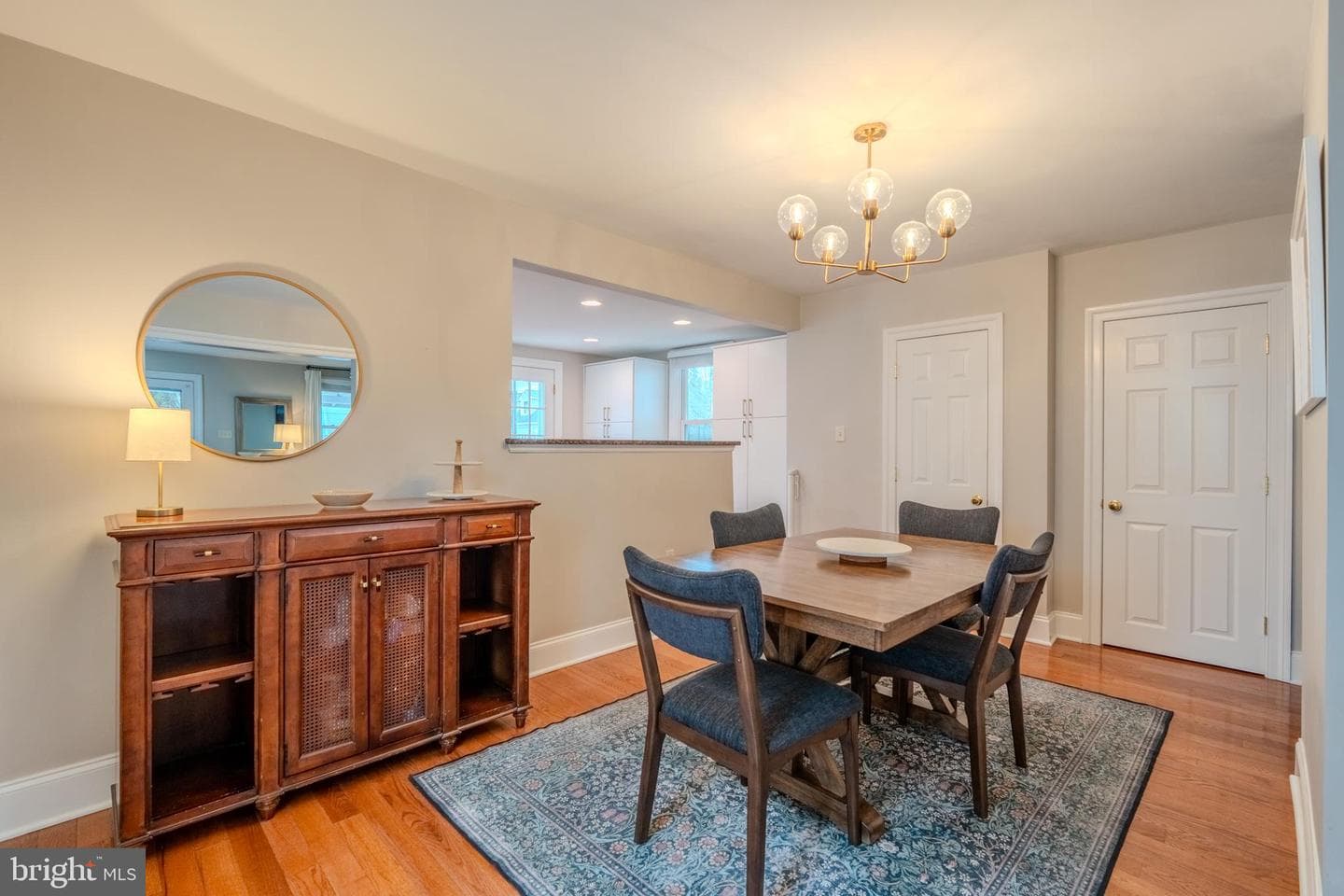 315 W Spring Avenue photo 10