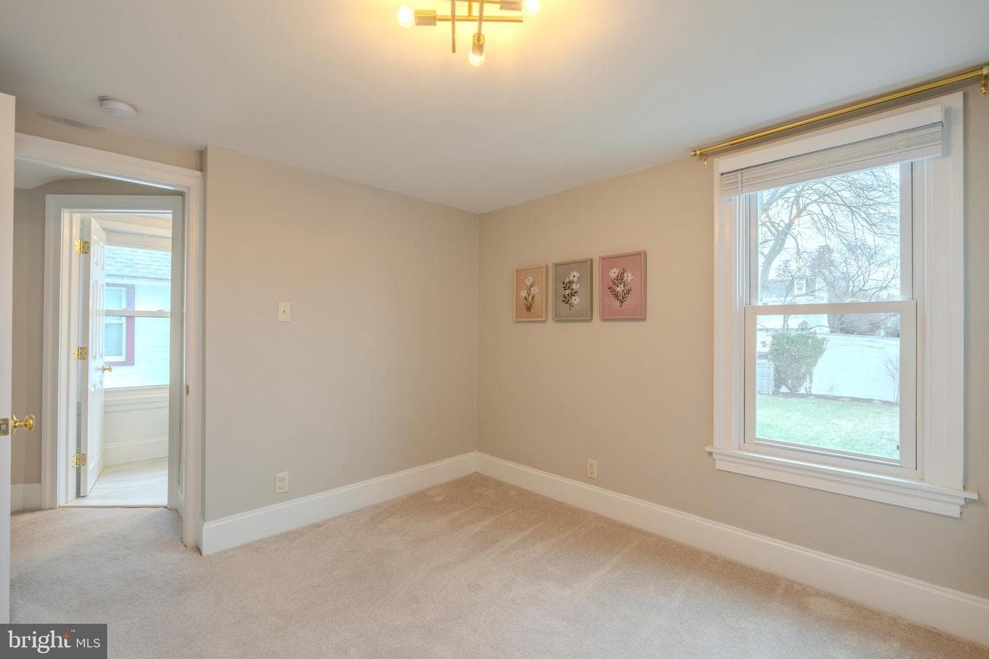315 W Spring Avenue photo 24