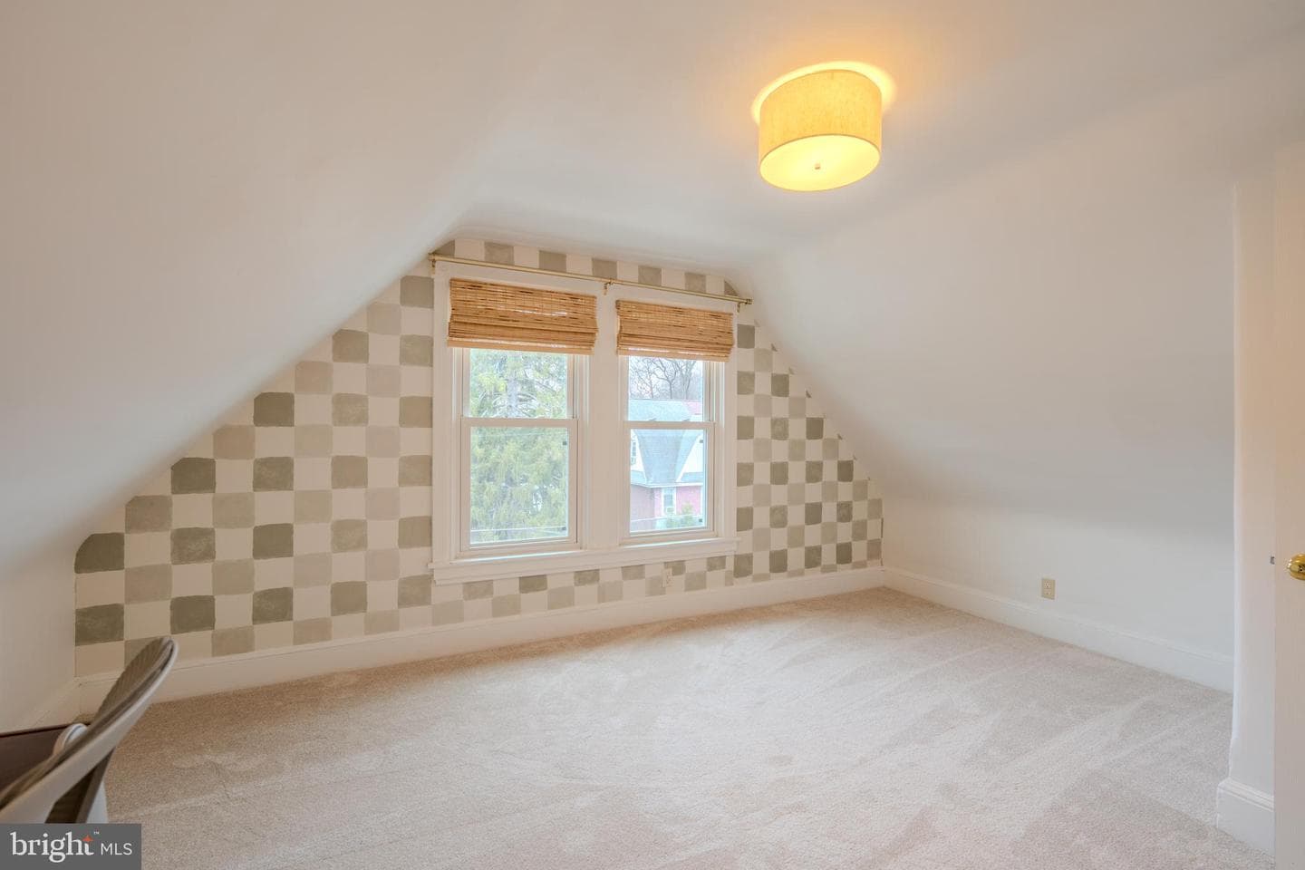 315 W Spring Avenue photo 26