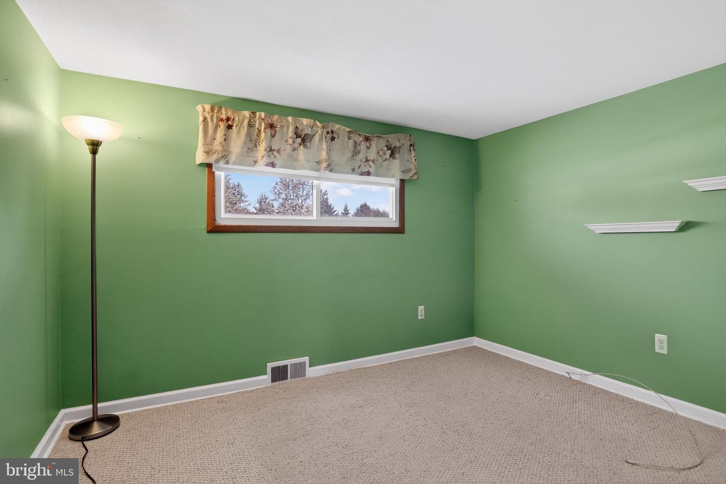 537 Sherwood Lane photo 18