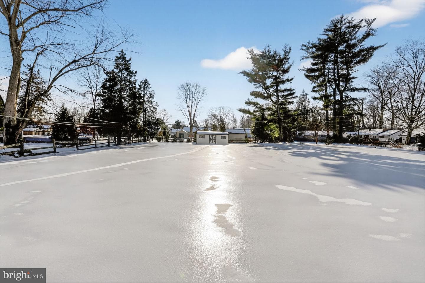 537 Sherwood Lane photo 31