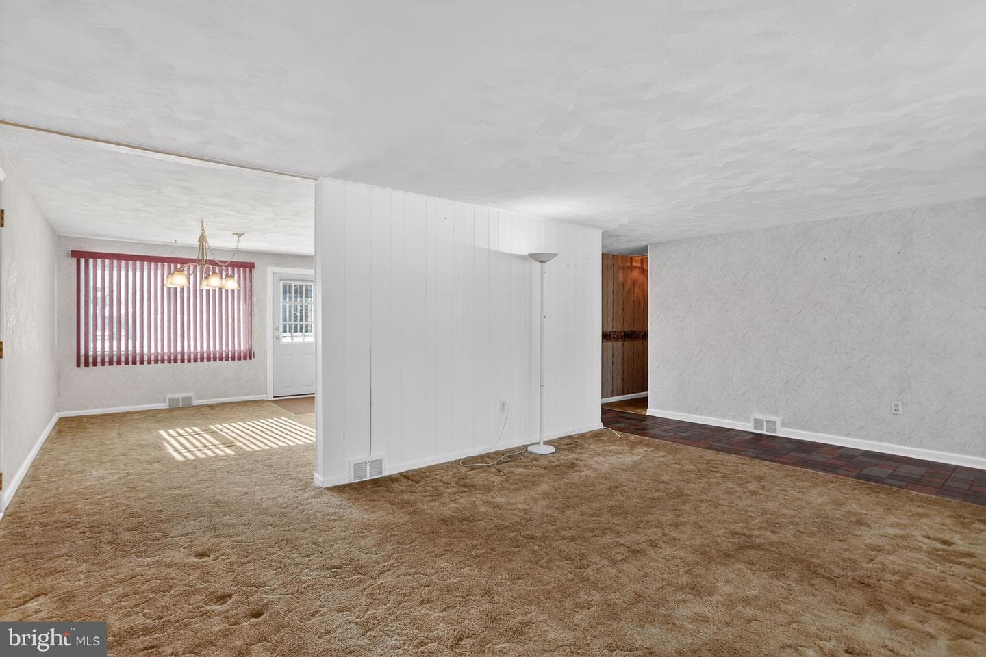 537 Sherwood Lane photo 7