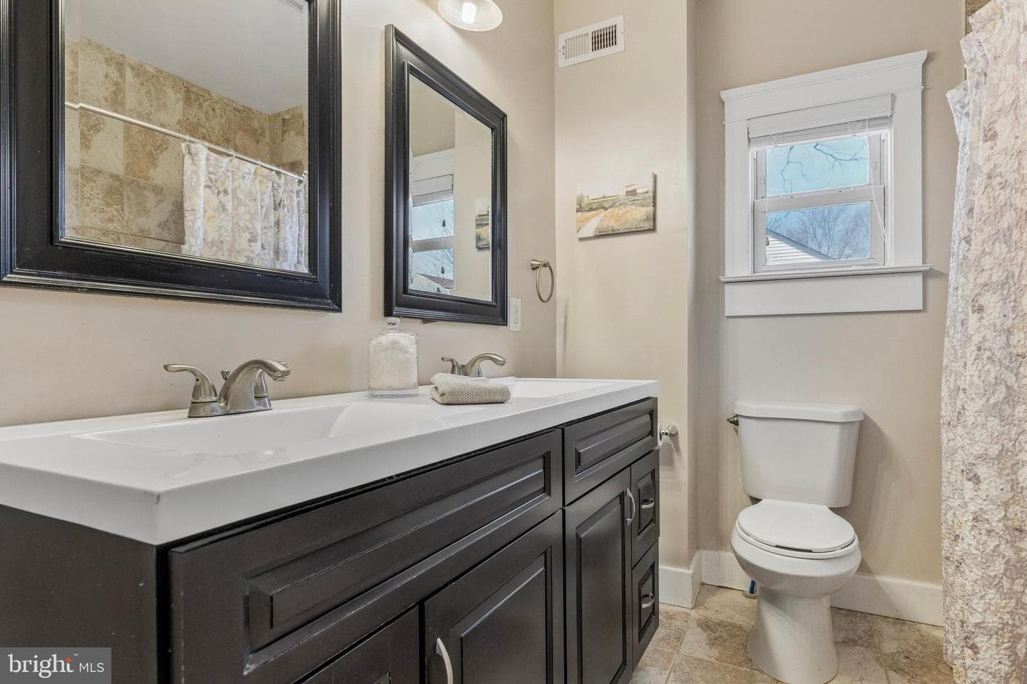 747 Tennis Avenue photo 17