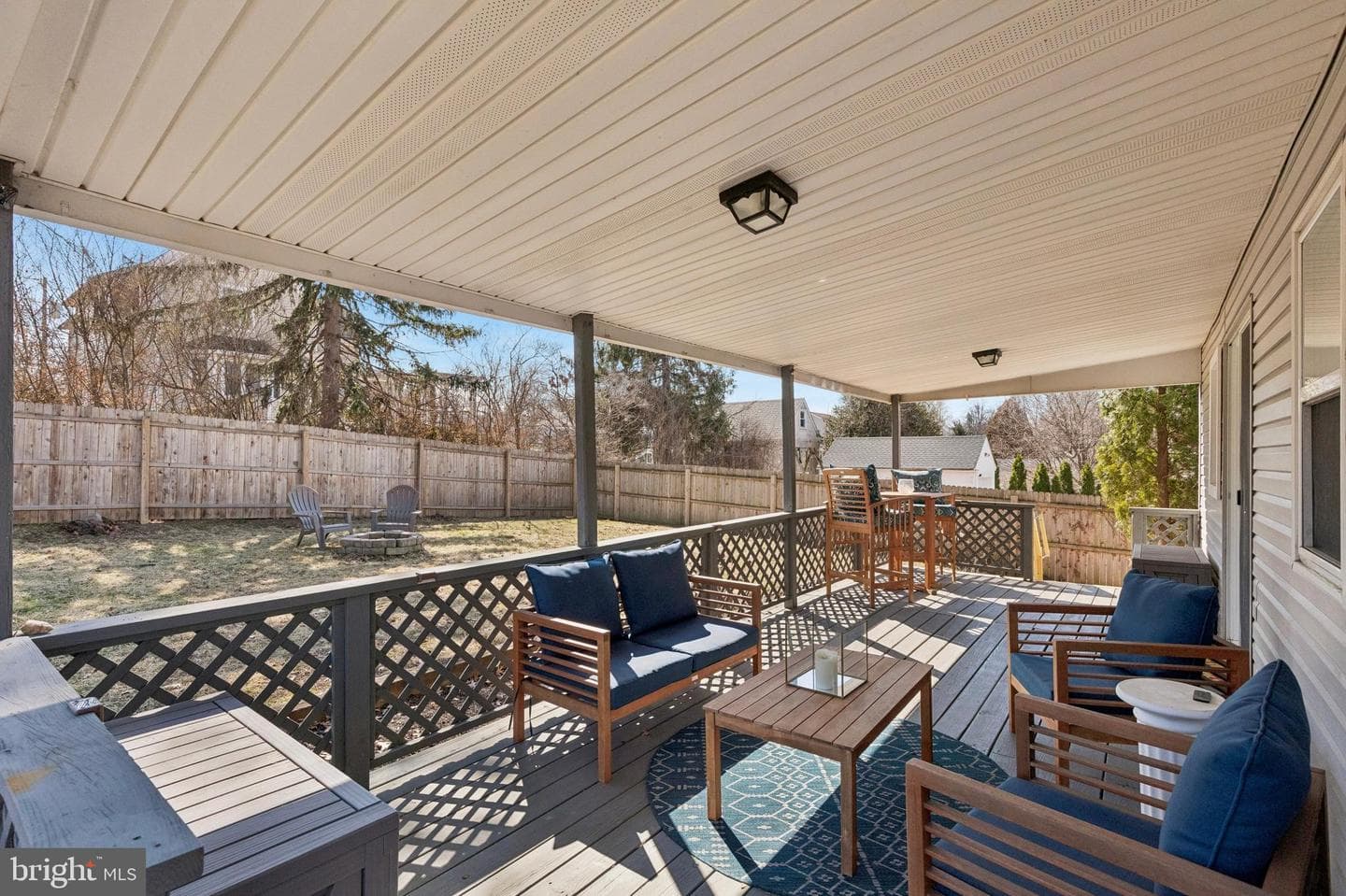 747 Tennis Avenue photo 22
