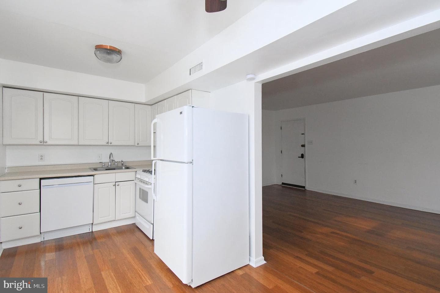 709 Willow Street #2-A photo 14