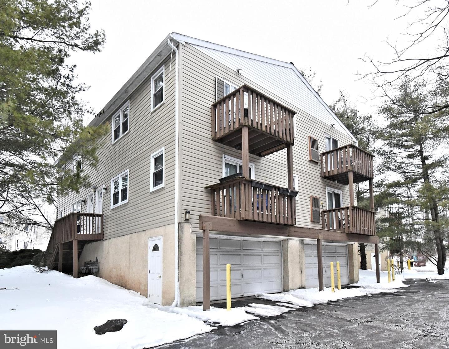 709 Willow Street #2-A photo 40