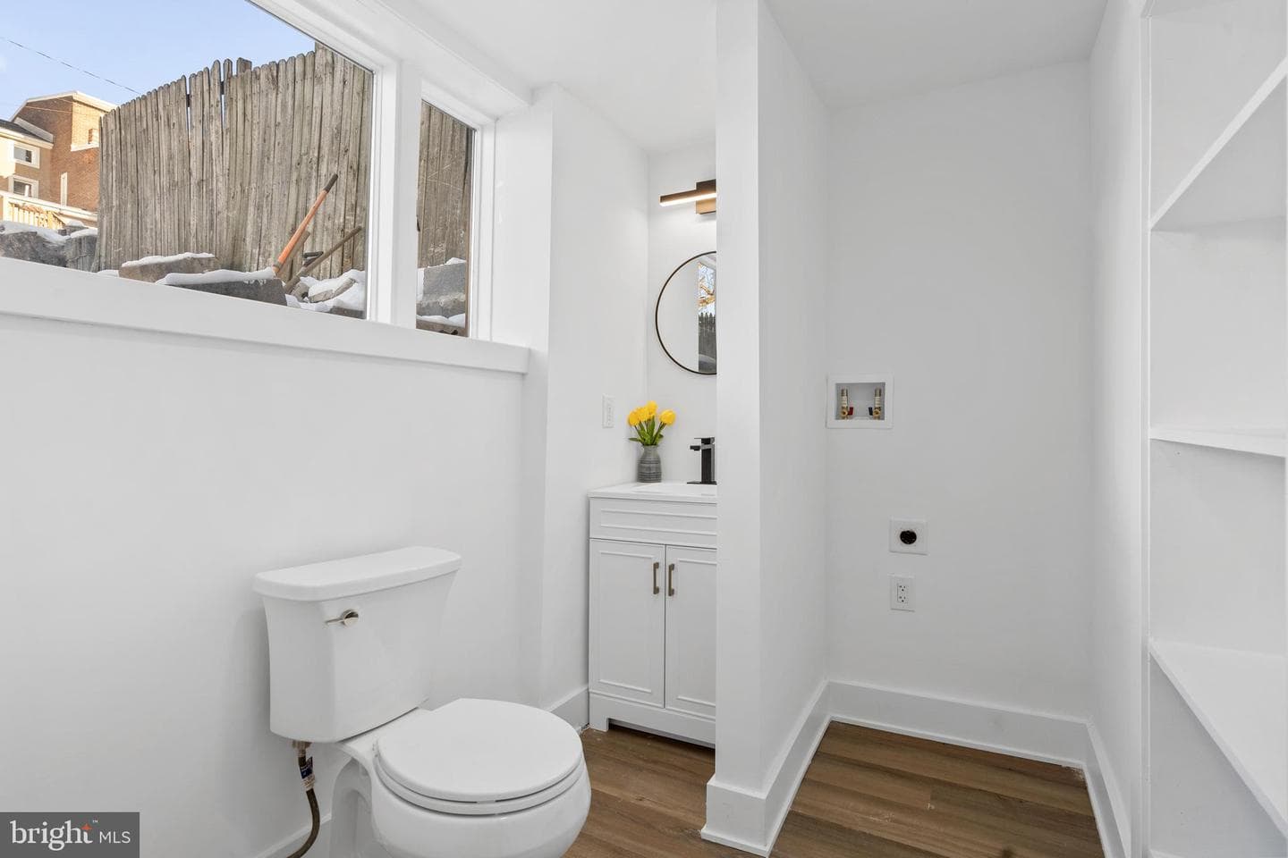 378 E Elm Street photo 17