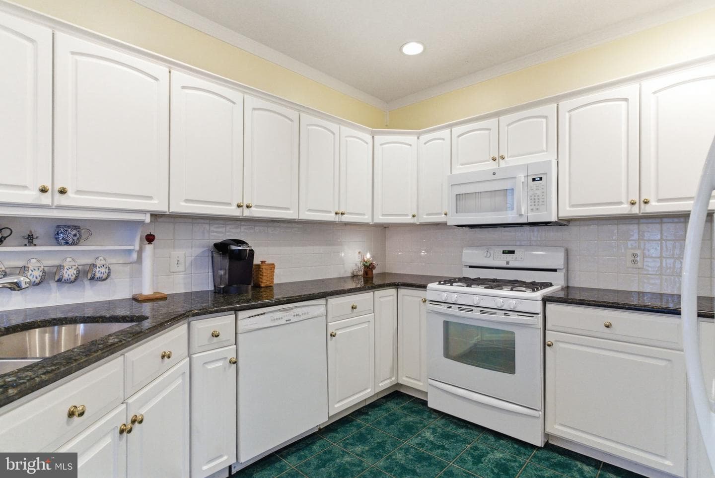 1510 Anna Marie Circle photo 40