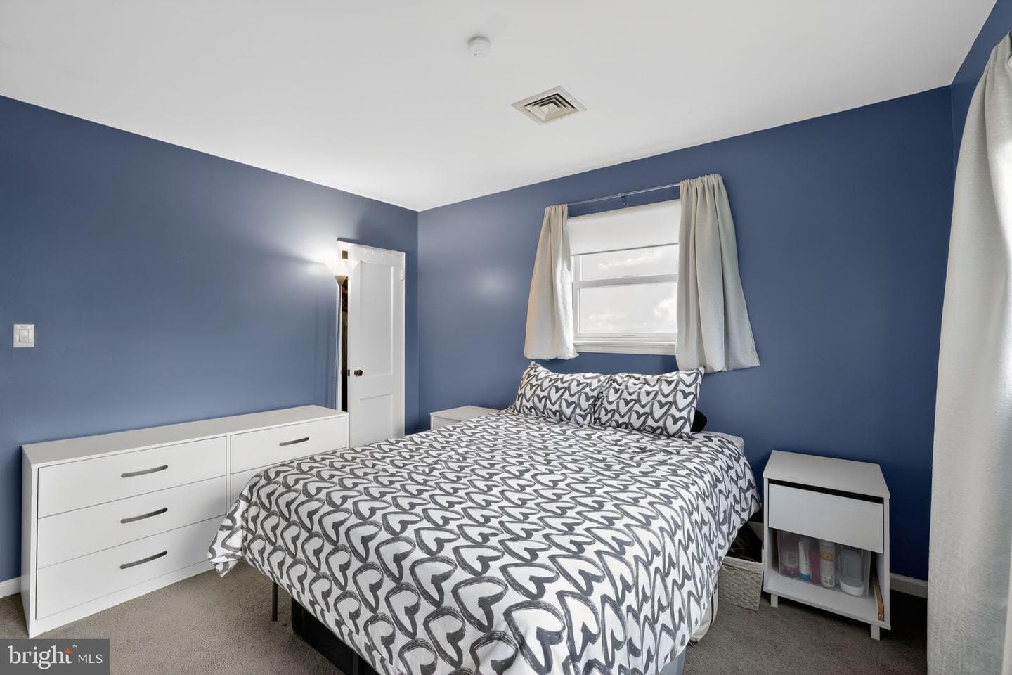 313 W Walnut Street photo 13