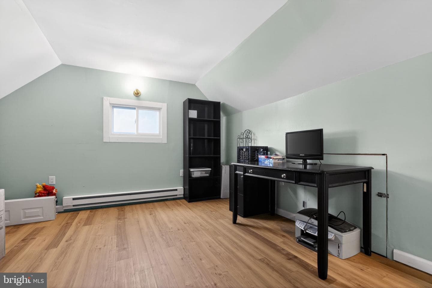 313 W Walnut Street photo 21