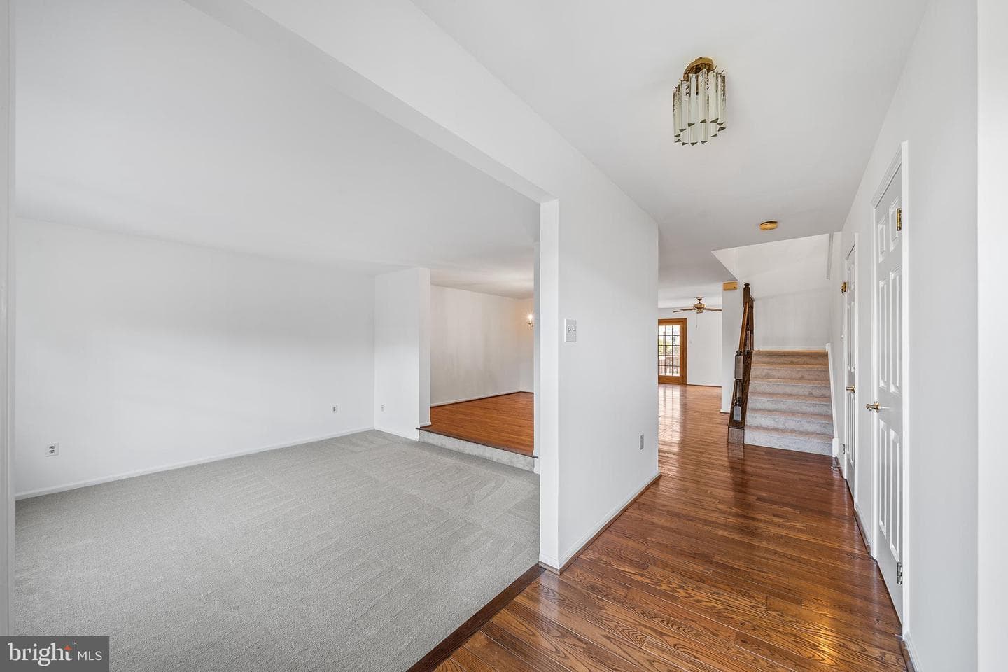 1511 Isaacs Court photo 2