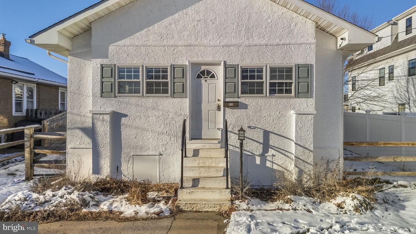 630 Summit Street photo 3