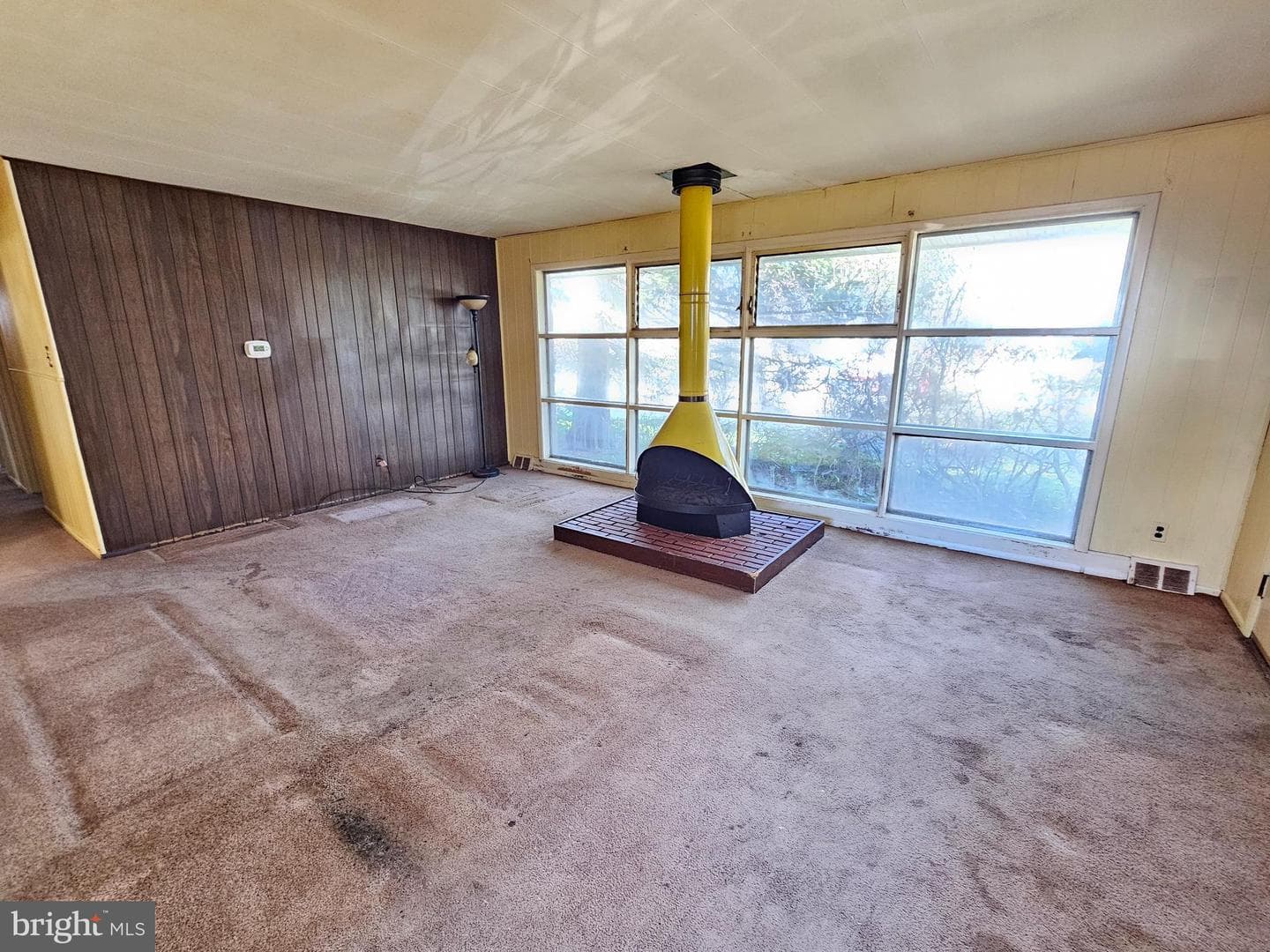 190 Hoover photo 3
