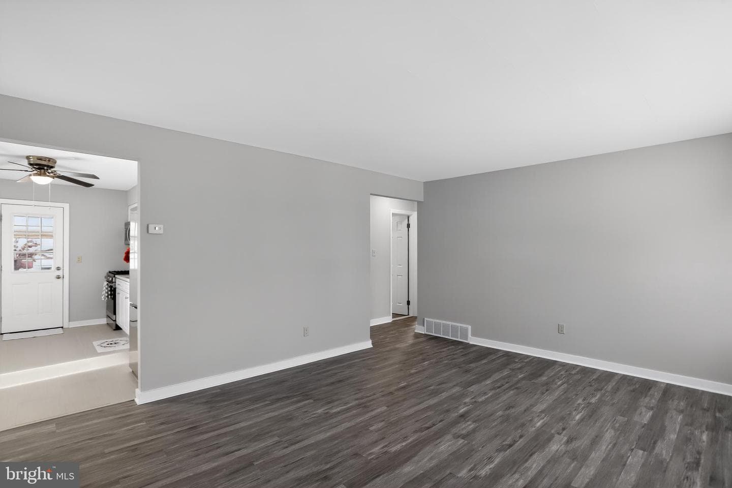 906 Garfield Avenue photo 11