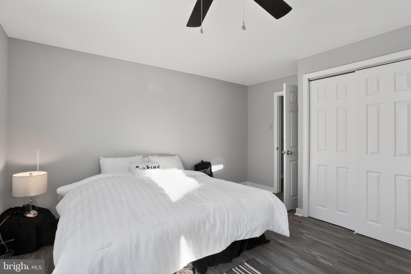 906 Garfield Avenue photo 31