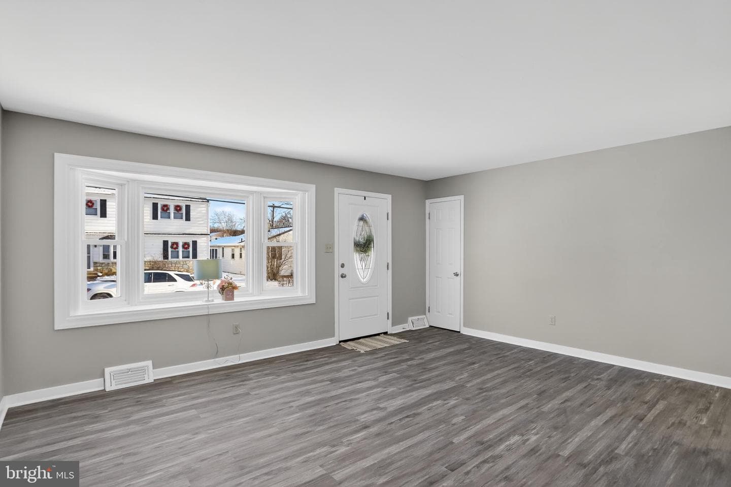 906 Garfield Avenue photo 9