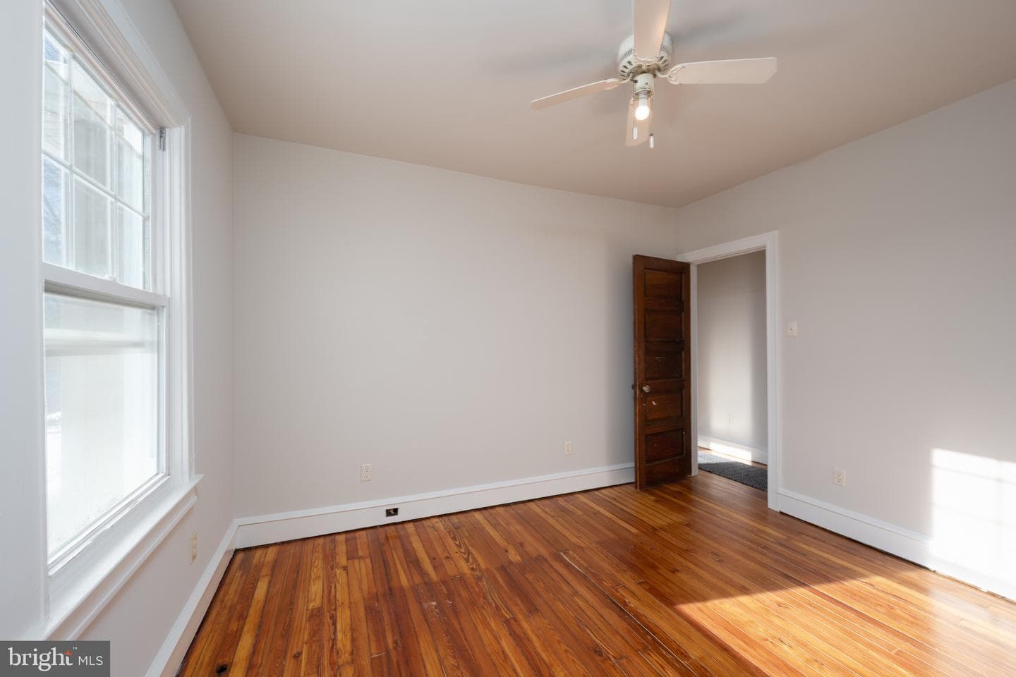 2423 Jenkintown Road photo 19