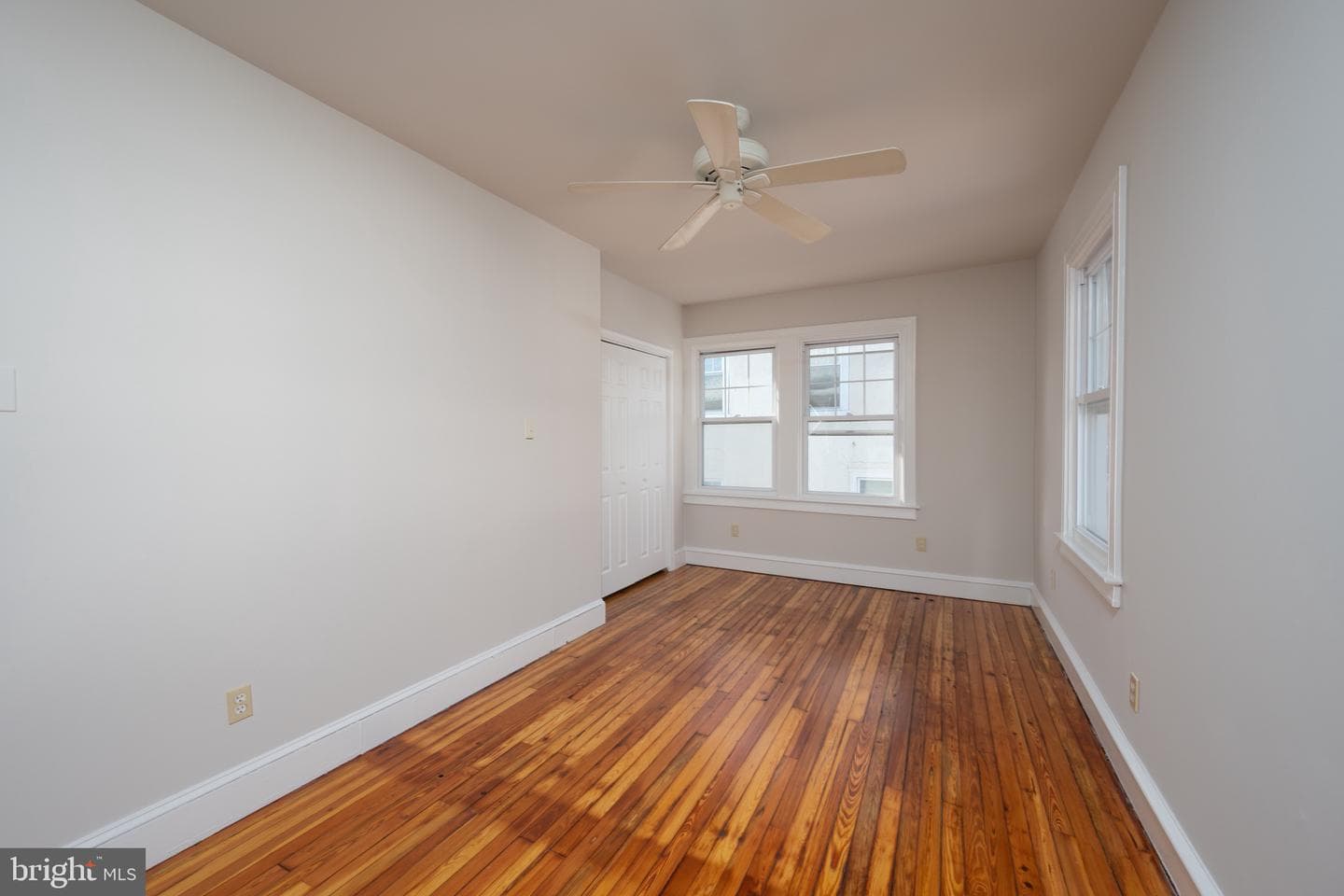 2423 Jenkintown Road photo 21
