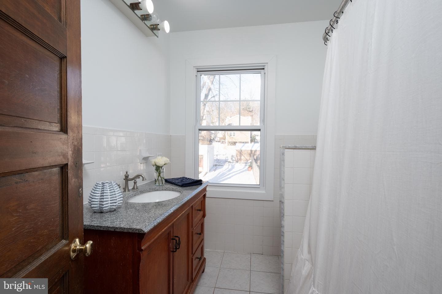2423 Jenkintown Road photo 23