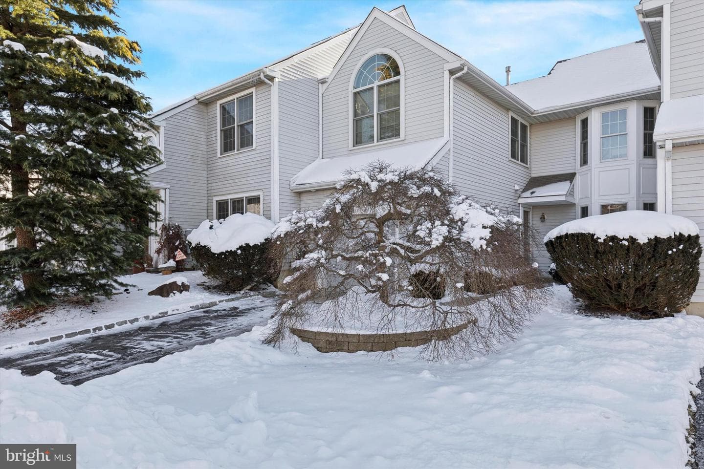 48 Cadwalader Court photo 2