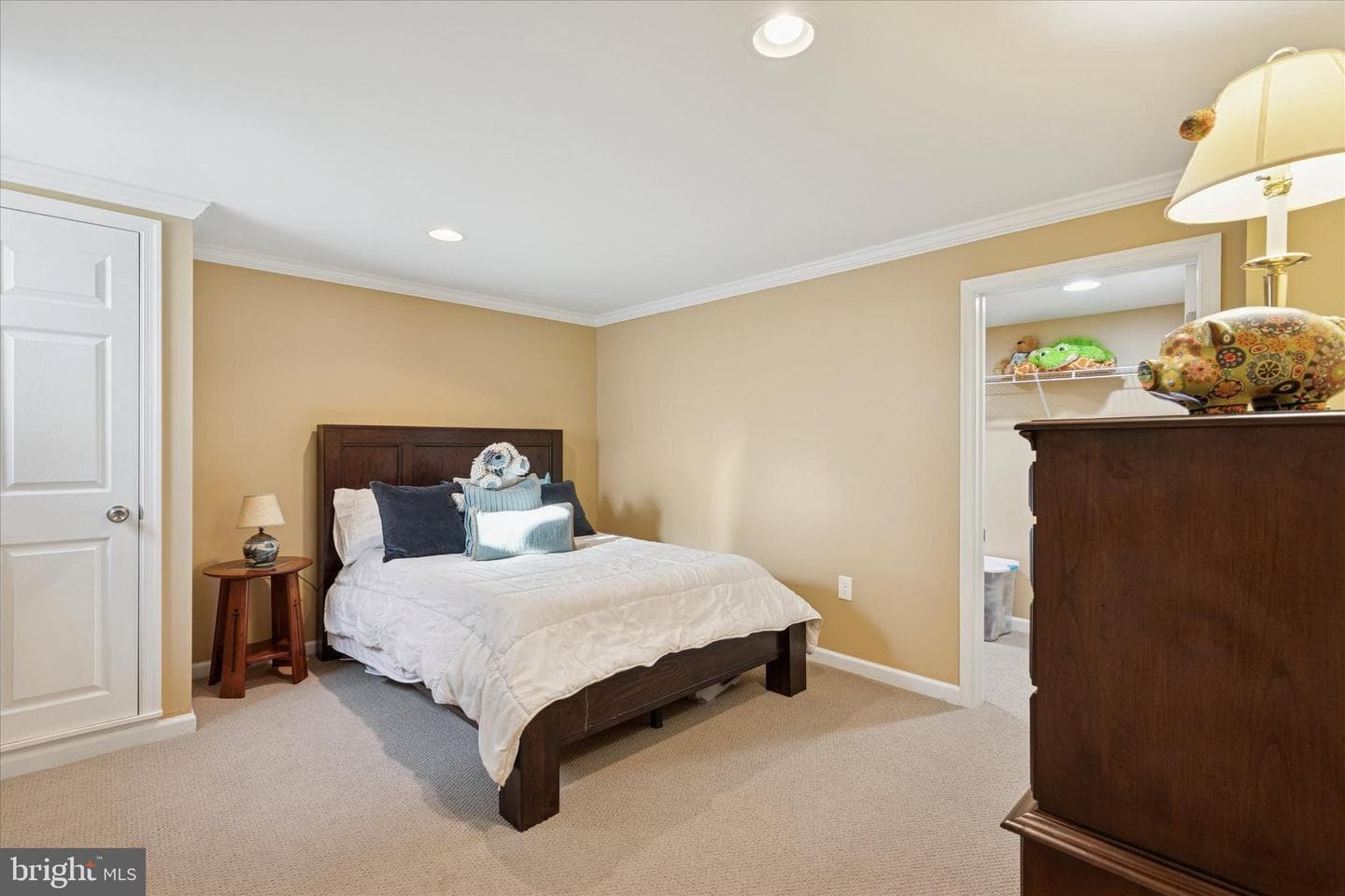 48 Cadwalader Court photo 24