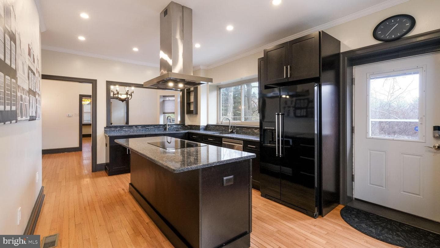 459 S Gulph Road photo 14