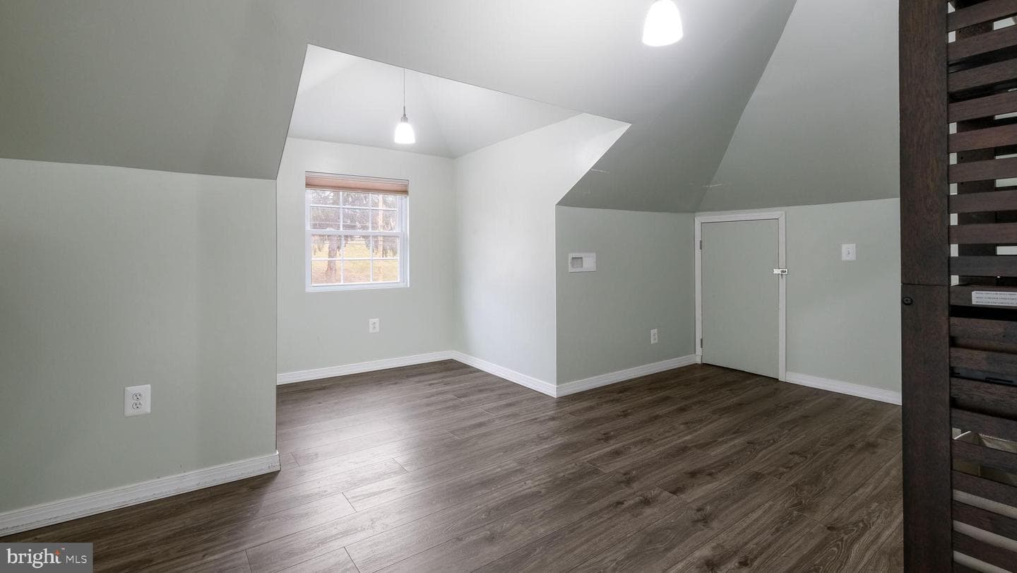 459 S Gulph Road photo 27