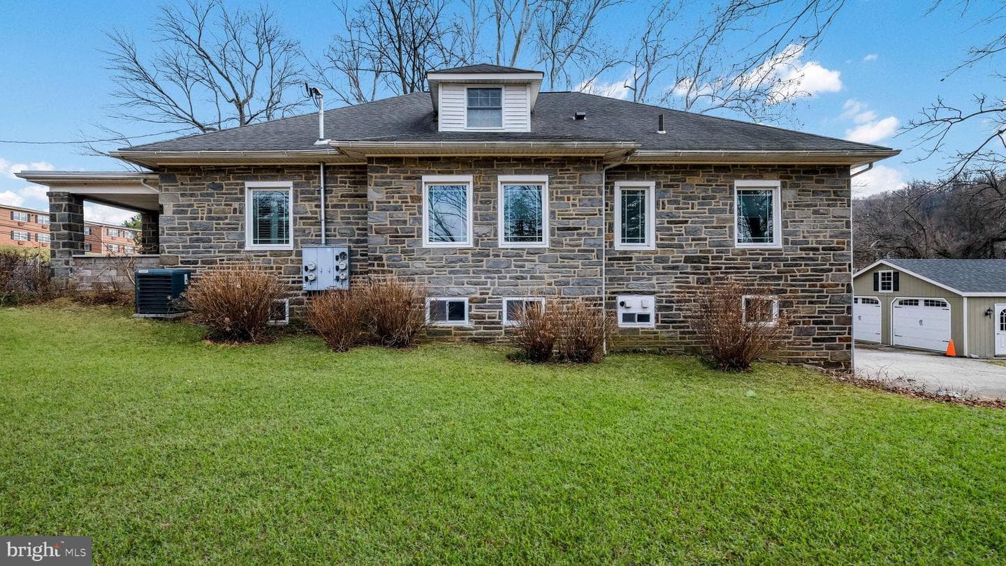 459 S Gulph Road photo 35