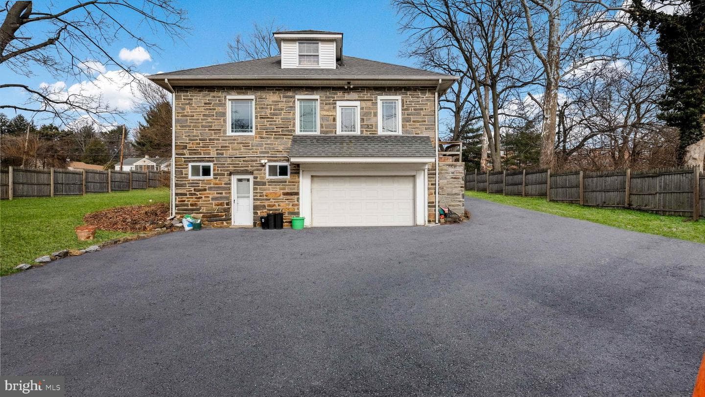 459 S Gulph Road photo 37