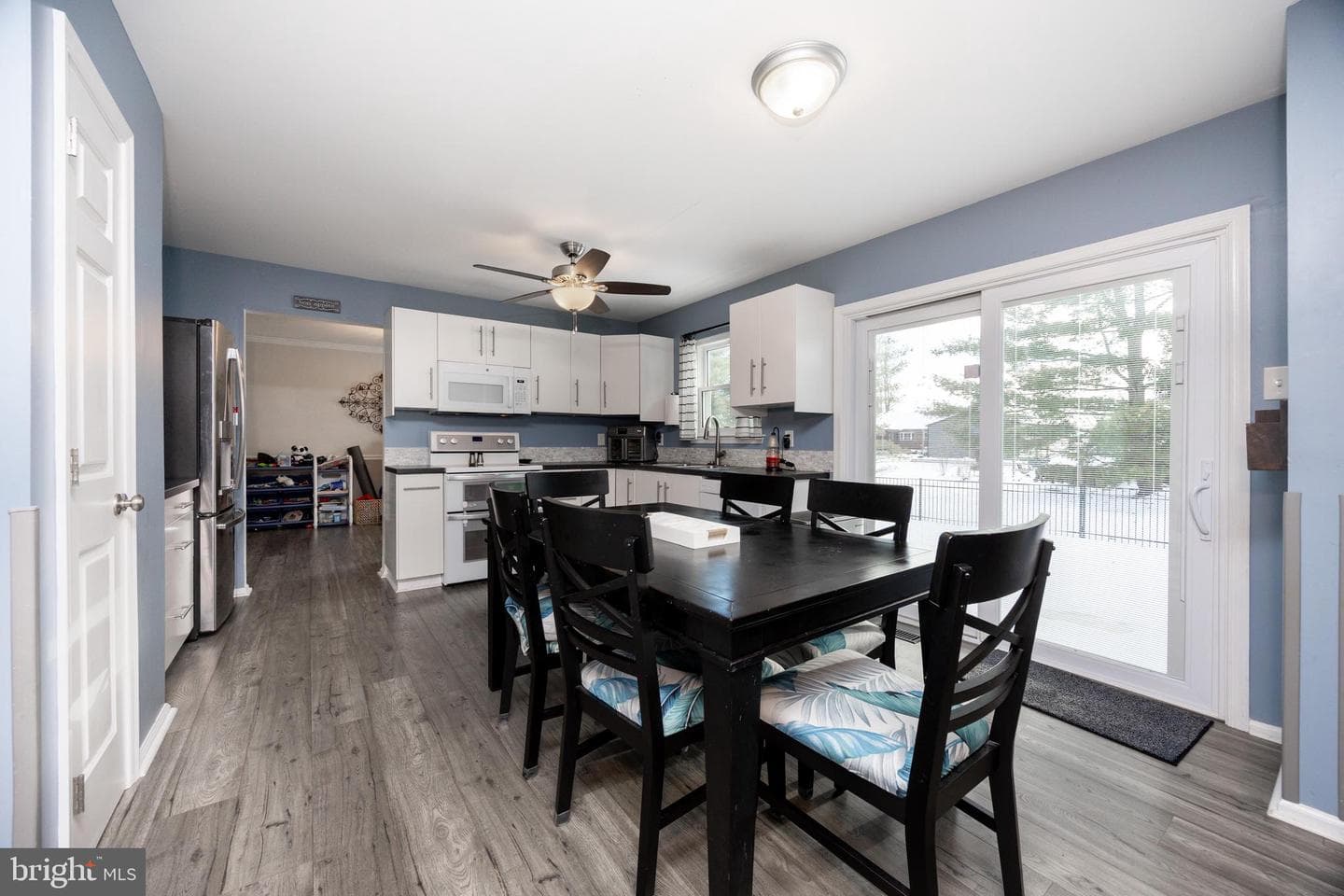 66 King Way photo 12