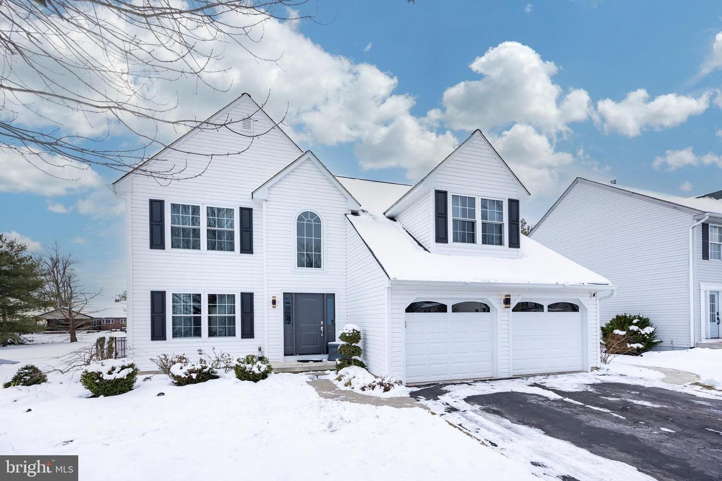 66 King Way photo 34
