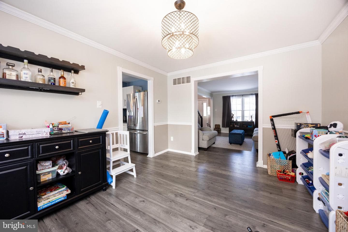 66 King Way photo 8