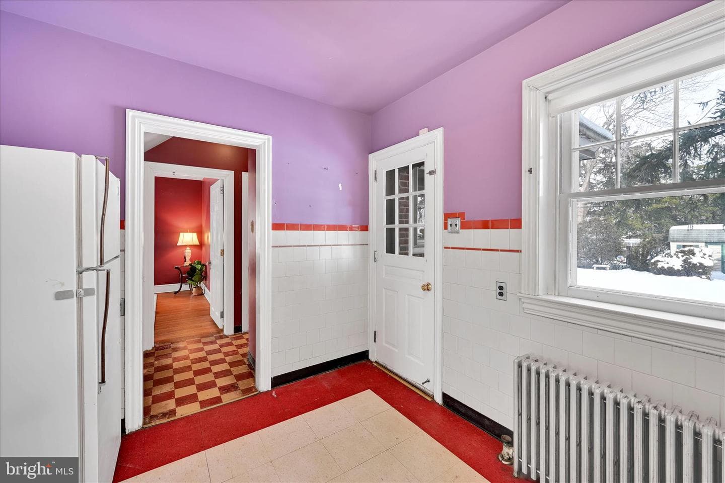 227 W King Street photo 15