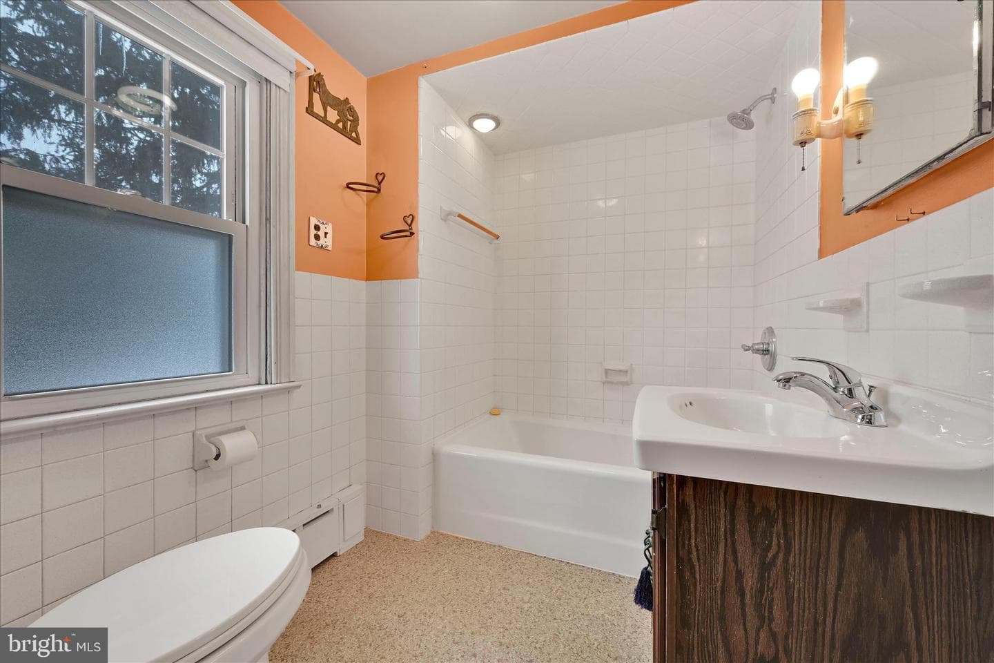 227 W King Street photo 21