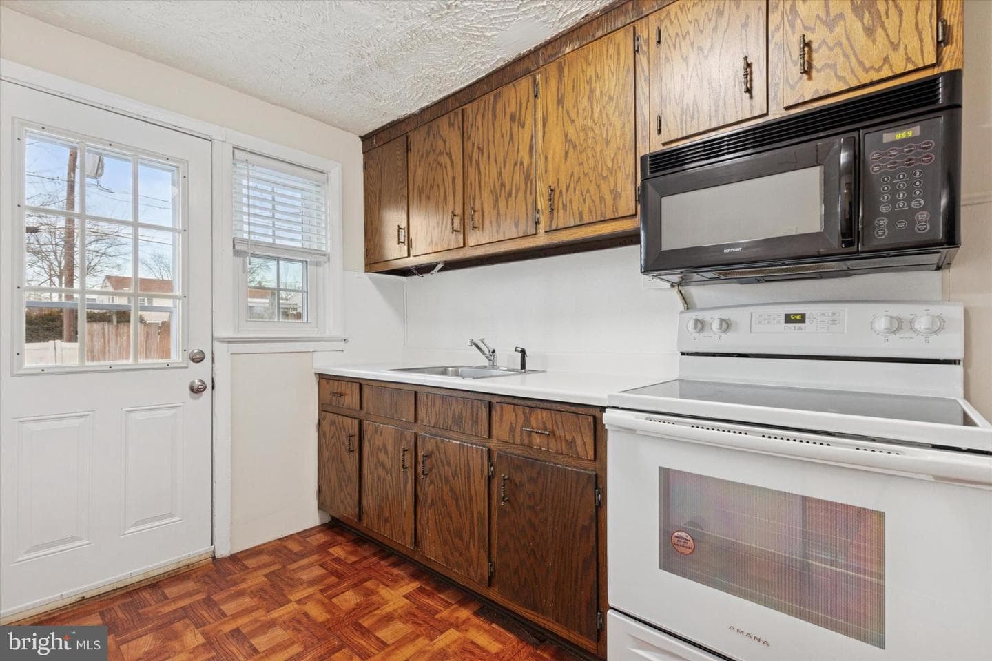 171 Sunrise Drive photo 5