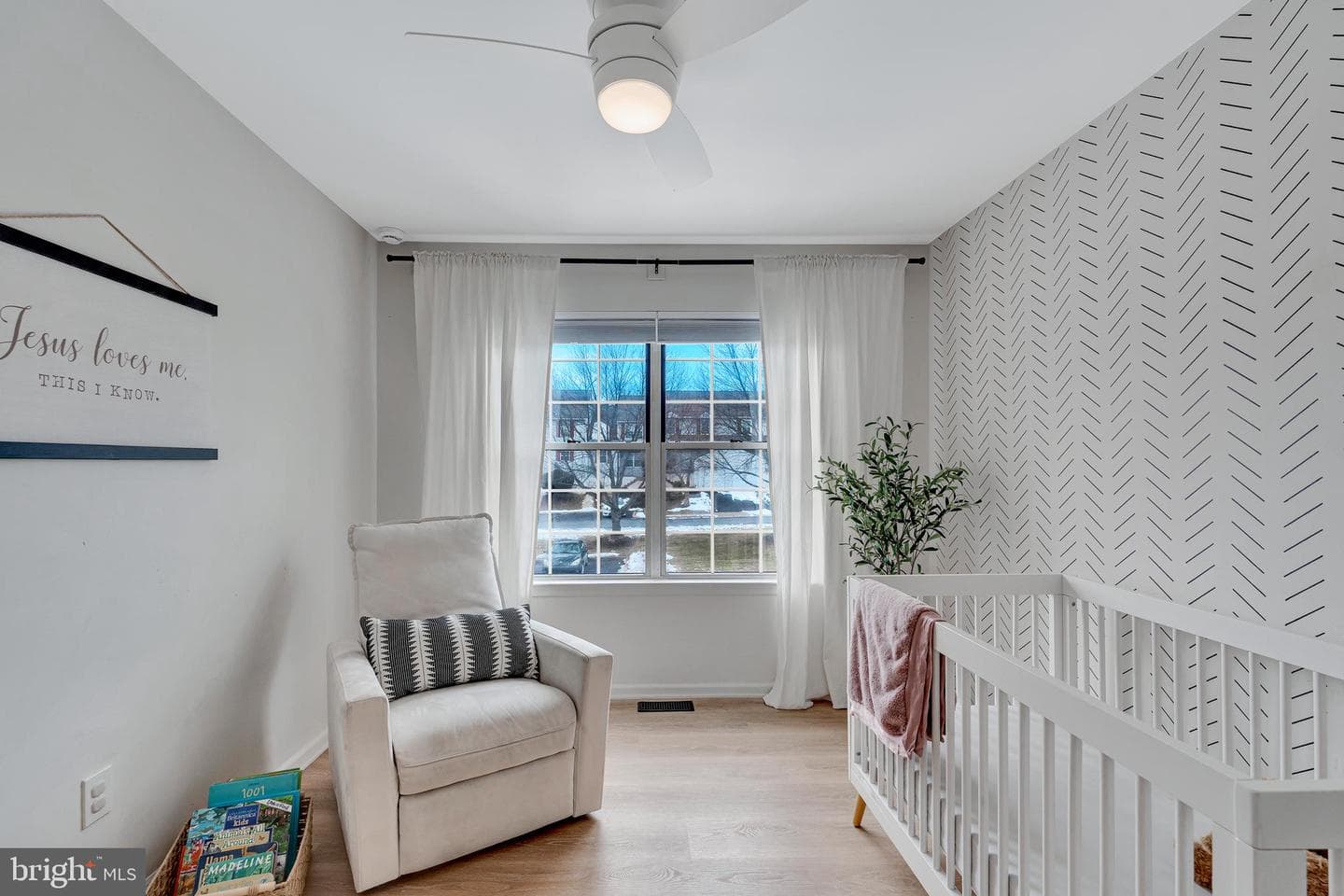 201 Stratford Court photo 18