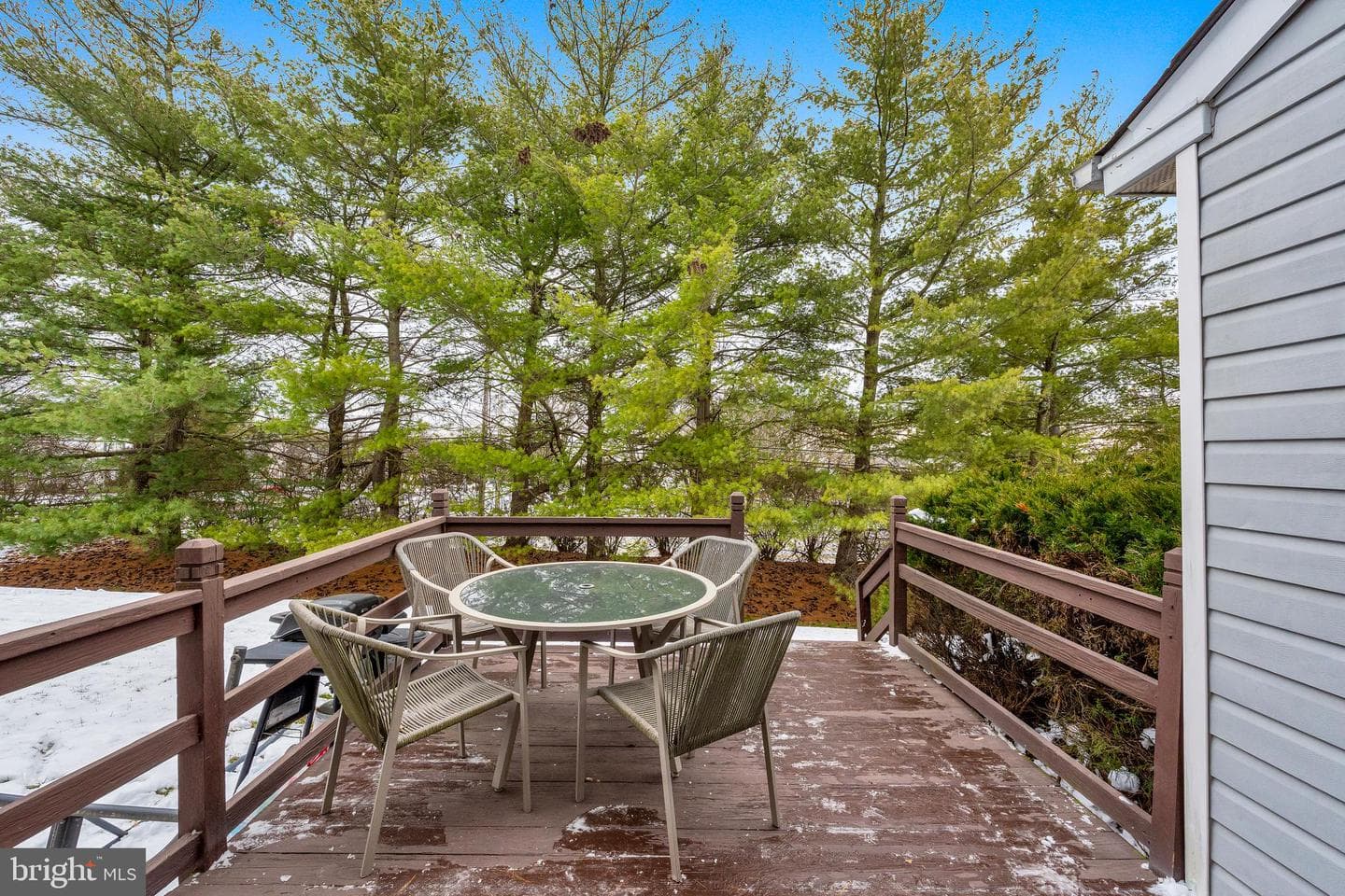 201 Stratford Court photo 27