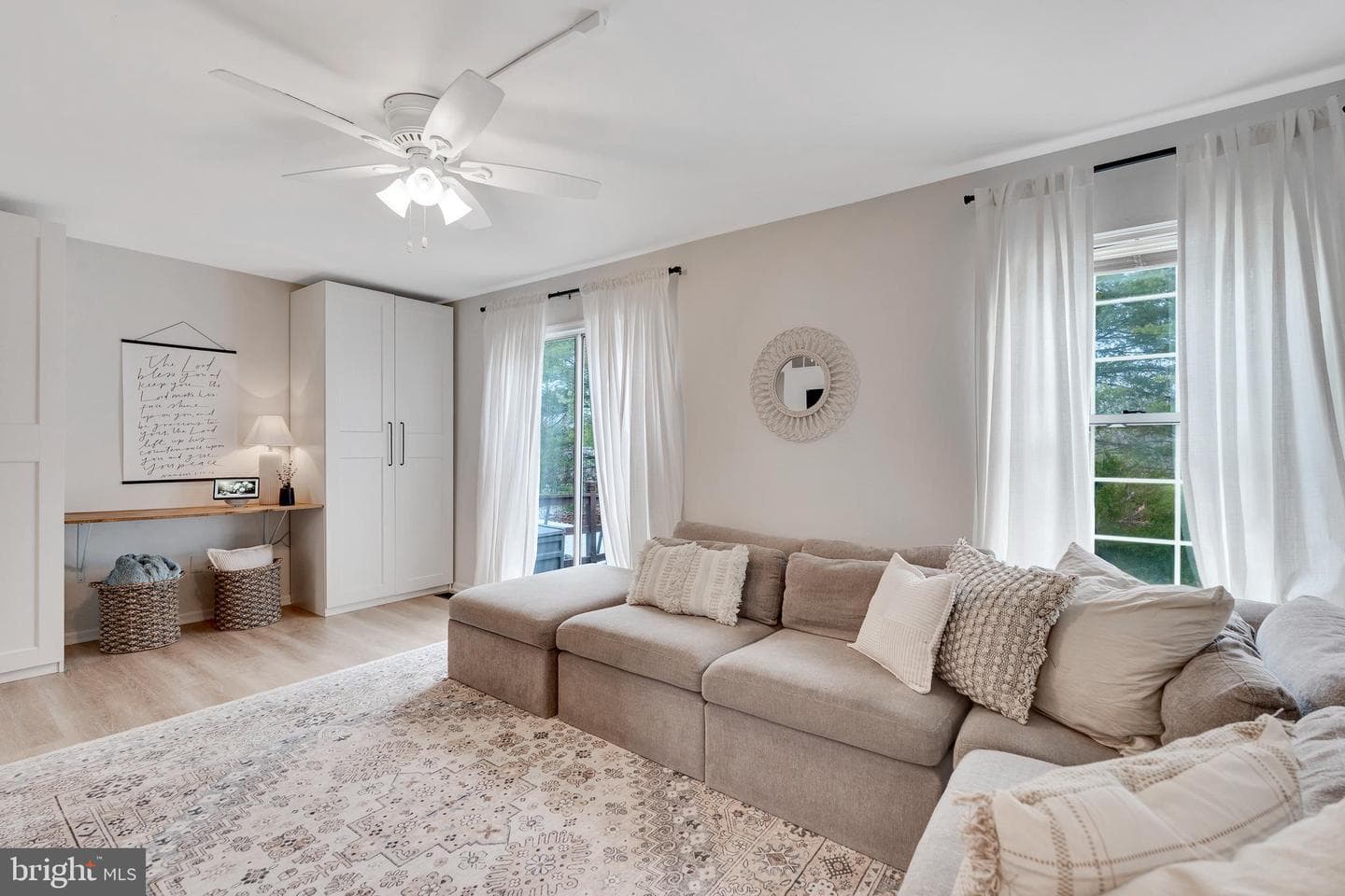 201 Stratford Court photo 9