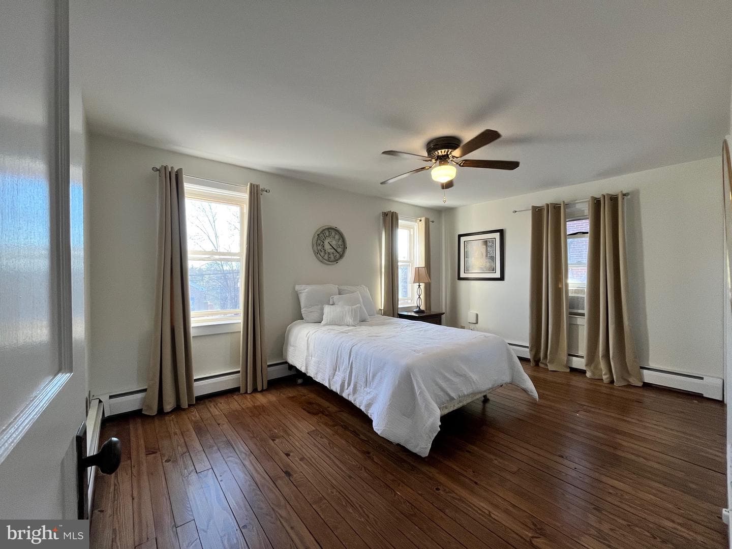 1115 South Street photo 6