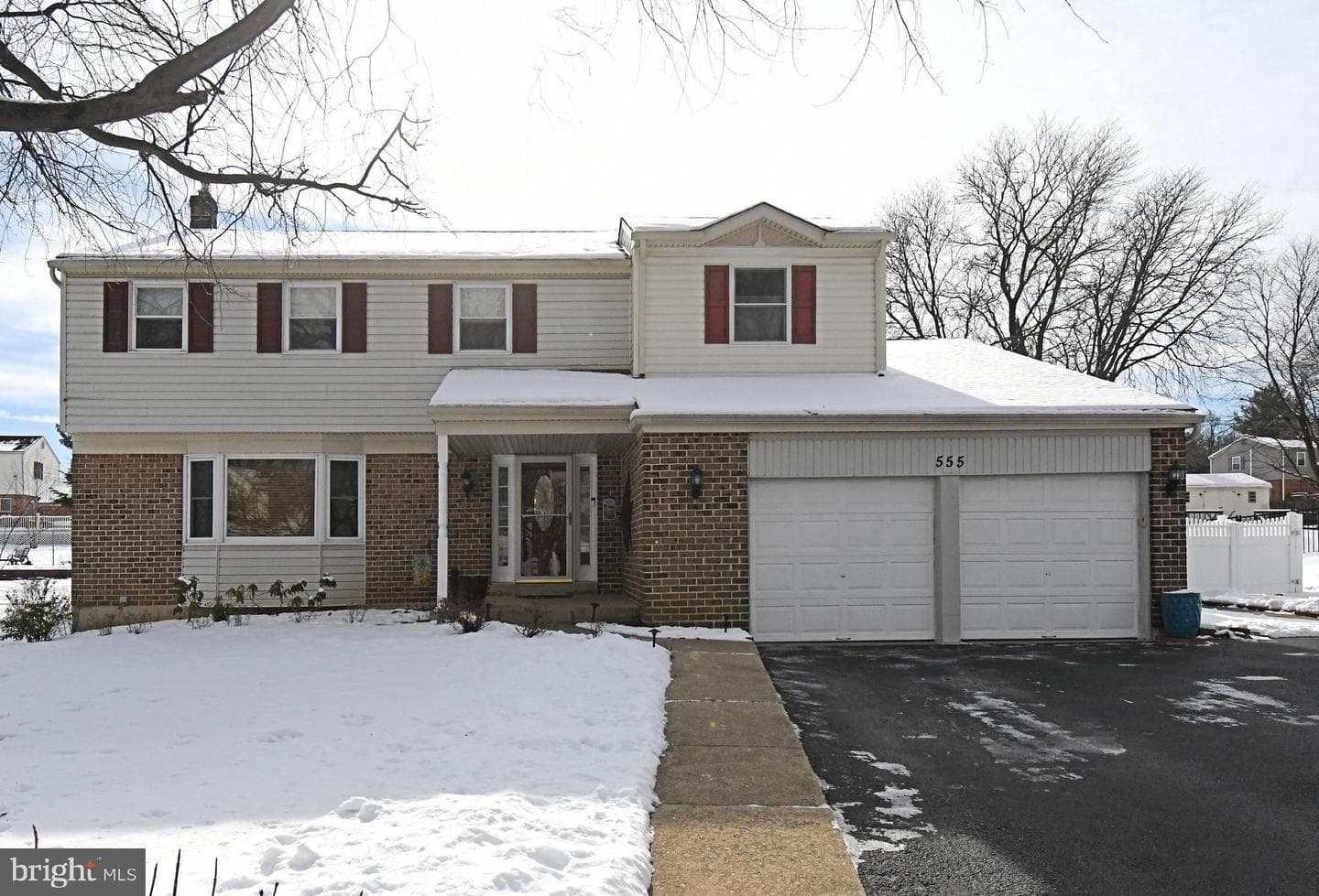 555 Saratoga Road